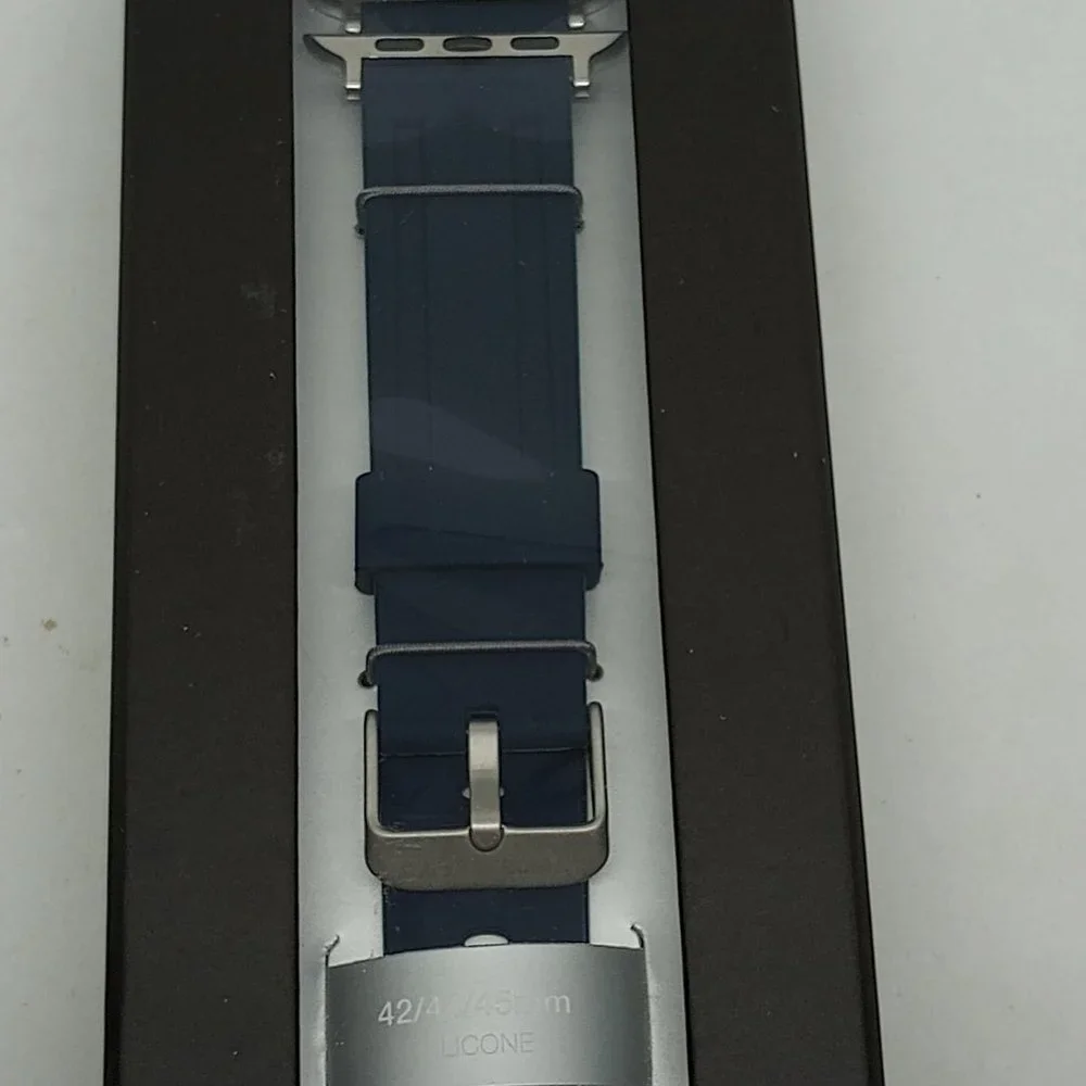 Vince Camuto 22mm Blue Silicon Strap Fits Apple Watch 42/44/45mm